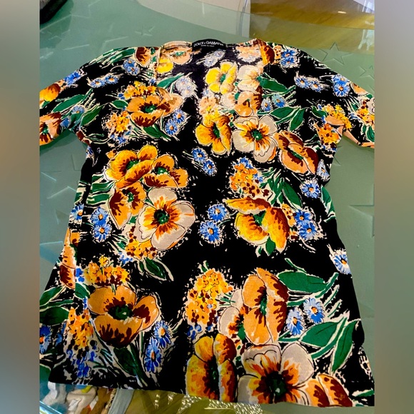 Dolce & Gabbana silk and cashmere v neck sweater - Picture 4 of 13